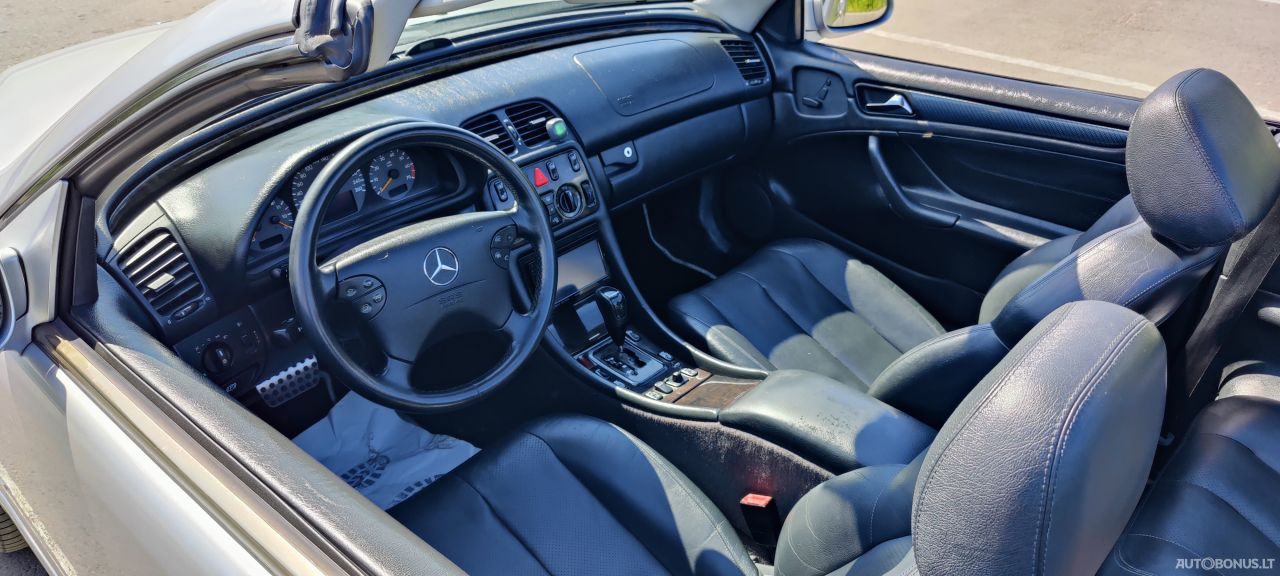 Mercedes-Benz CLK230 | 14