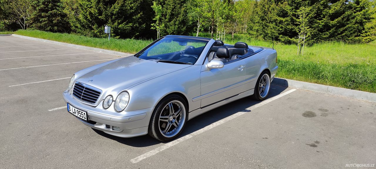 Mercedes-Benz CLK230 | 23