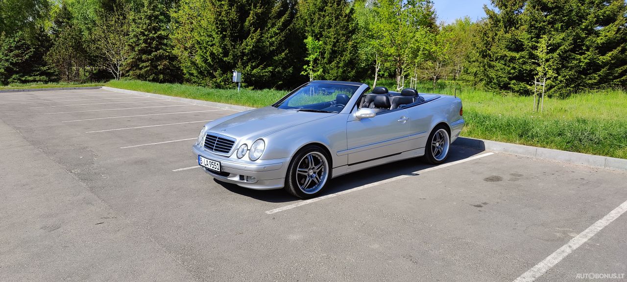 Mercedes-Benz CLK230 | 3
