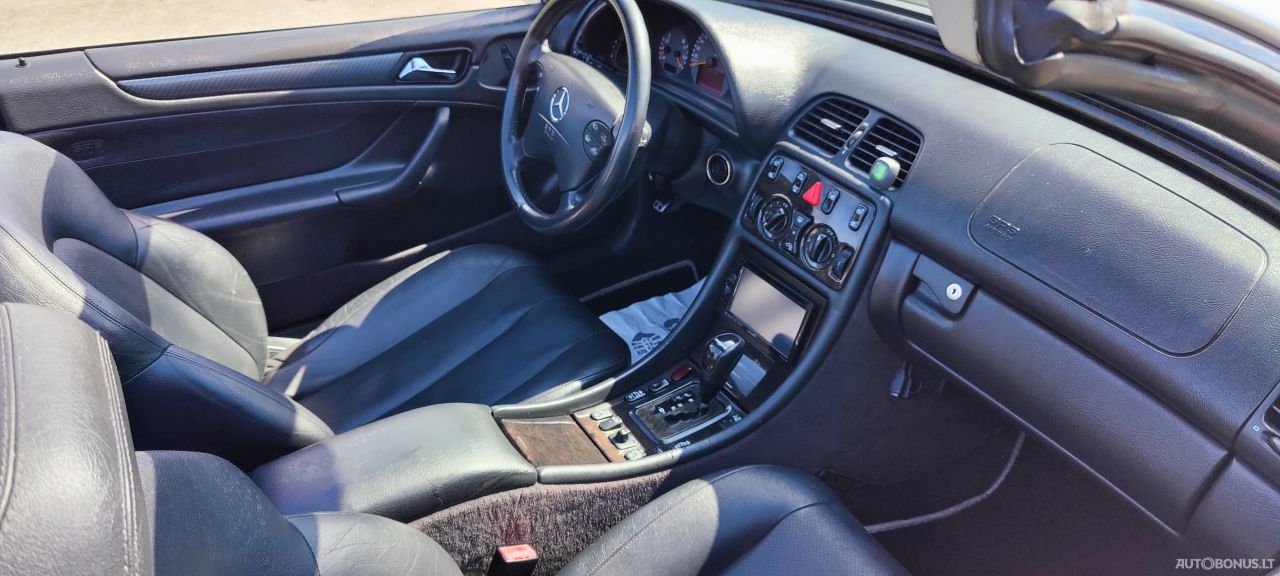 Mercedes-Benz CLK230 | 8