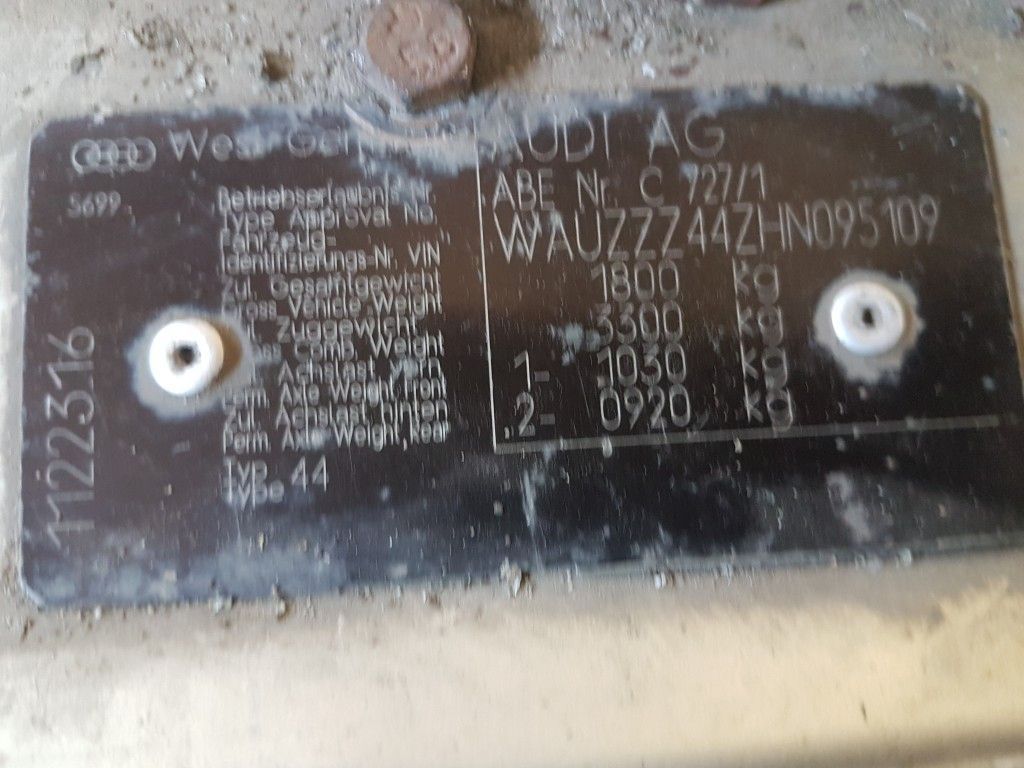 Volkswagen, Saloon | 1