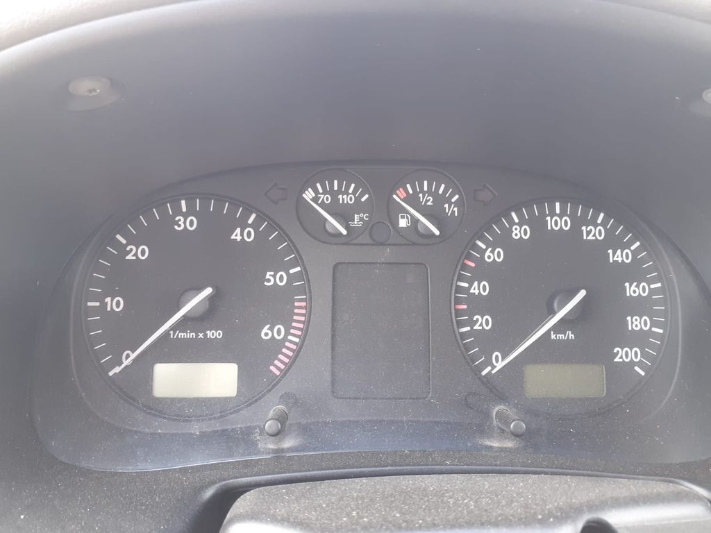 Volkswagen, Hatchback | 4