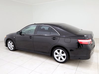 Toyota Camry | 3