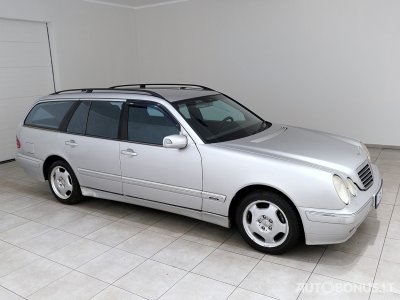 Mercedes-Benz E220 | 0