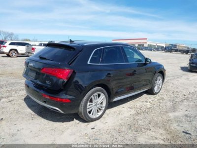 Audi Q5 | 3