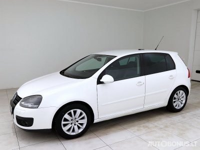 Volkswagen Golf | 1