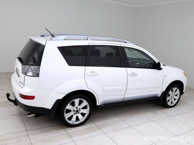 Mitsubishi Outlander | 2