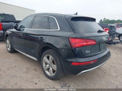 Audi Q5 | 2