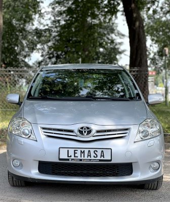 Toyota Auris | 1