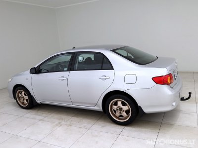 Toyota Corolla | 3