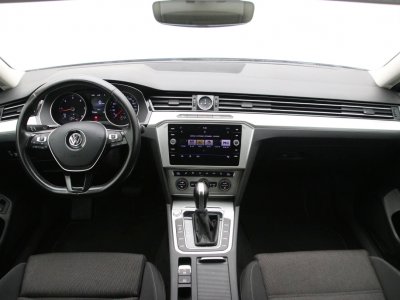 Volkswagen Passat | 1