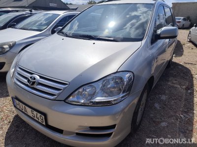 Toyota Avensis Verso