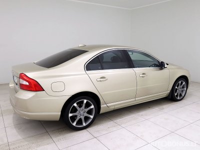 Volvo S80 | 2