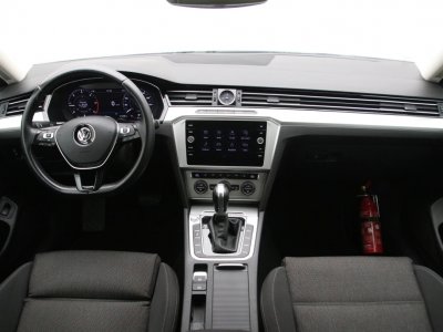 Volkswagen Passat | 1