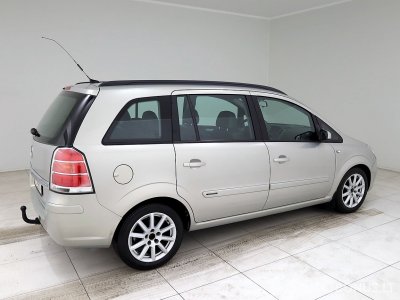 Opel Zafira | 2