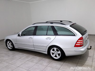 Mercedes-Benz C200 | 3