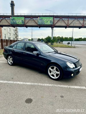 Mercedes-Benz C220 | 3