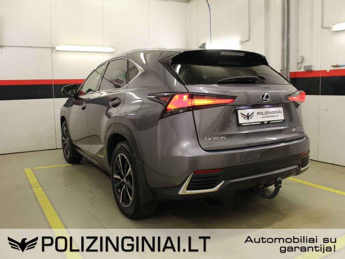 Lexus NX 300h | 3