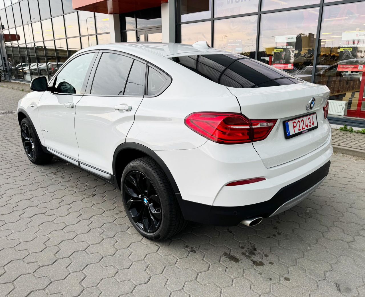 BMW X4 | 1