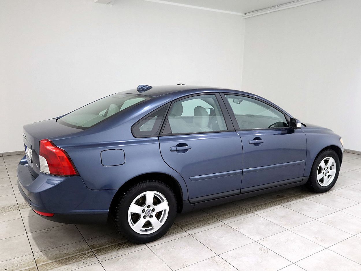 Volvo S40 | 2