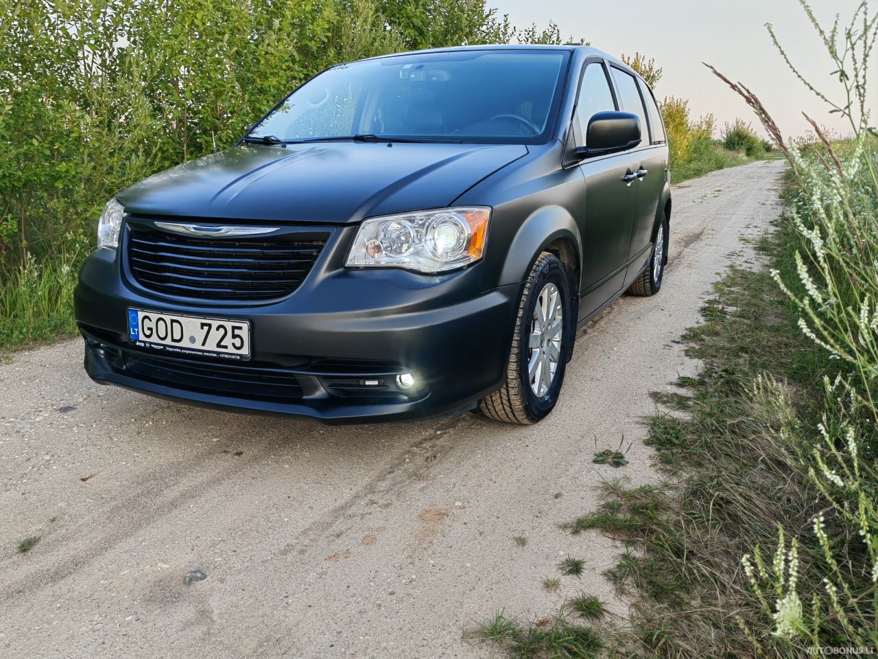 Chrysler Town & Country | 1