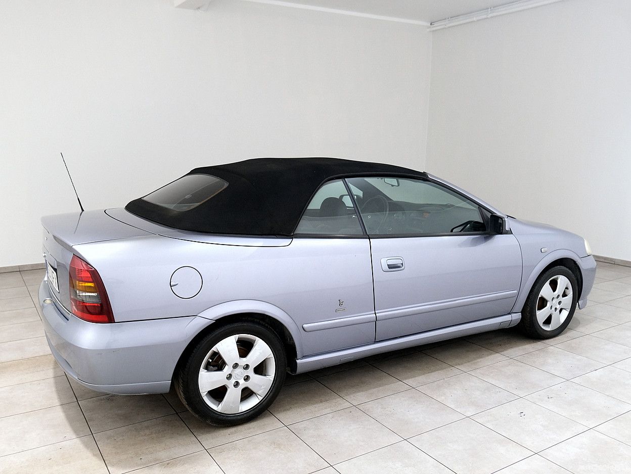 Opel Astra | 4