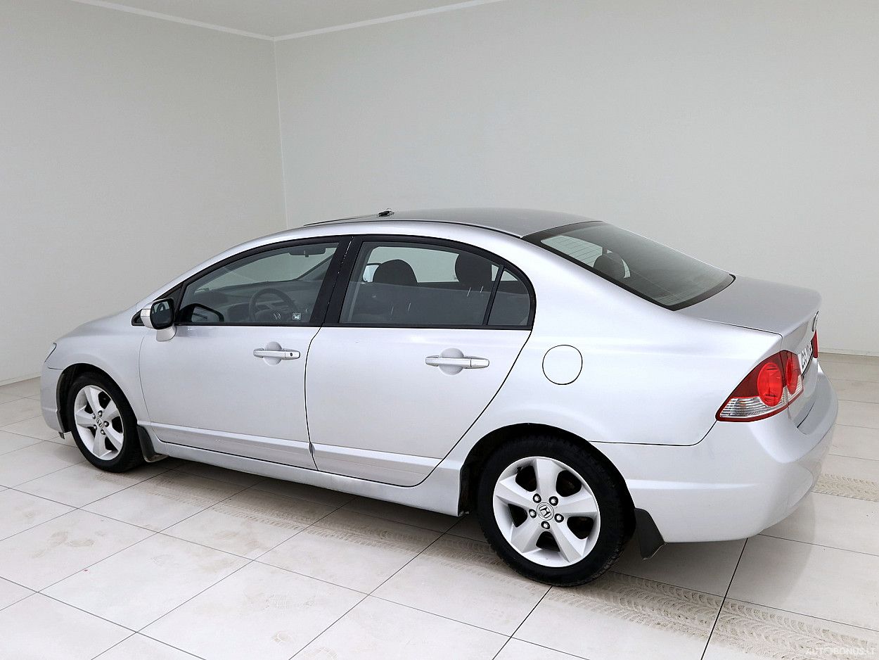 Honda Civic | 3