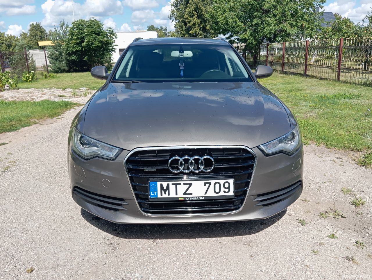 Audi A6 | 2