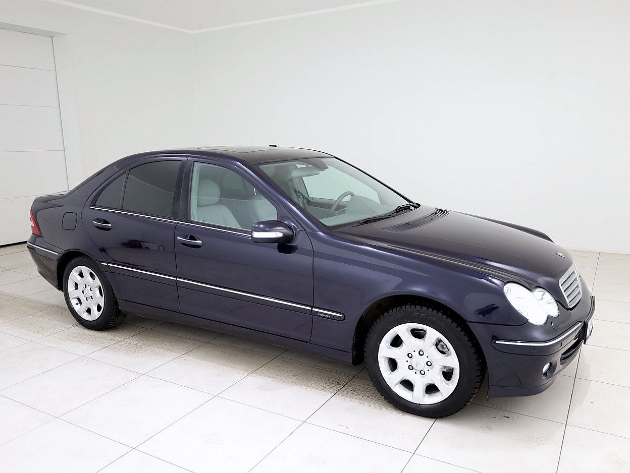 Mercedes-Benz C240 | 0