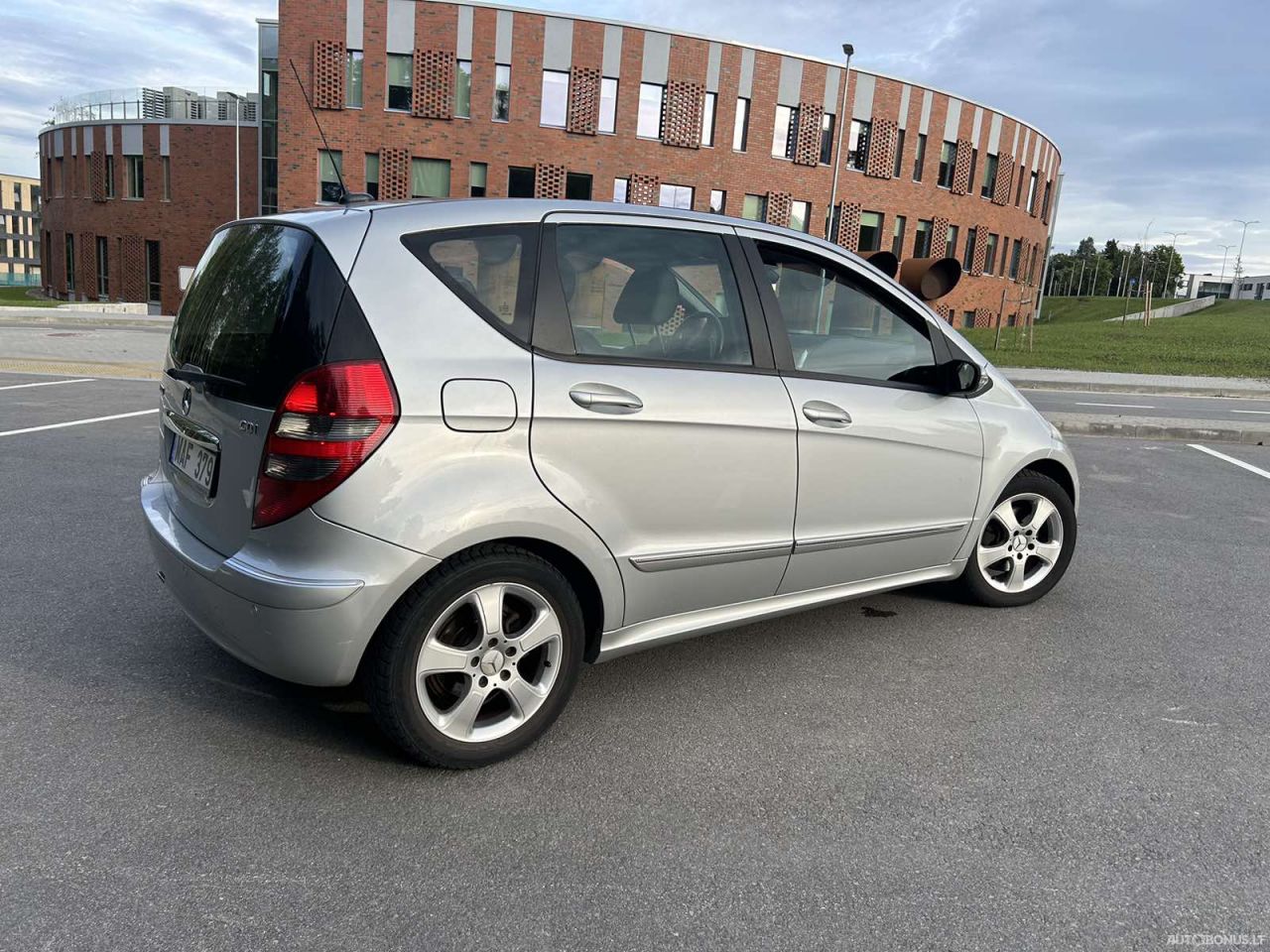 Mercedes-Benz A200 | 6