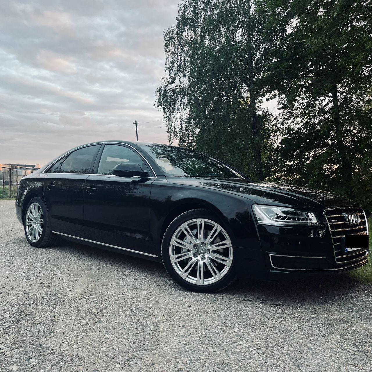 Audi A8 | 4