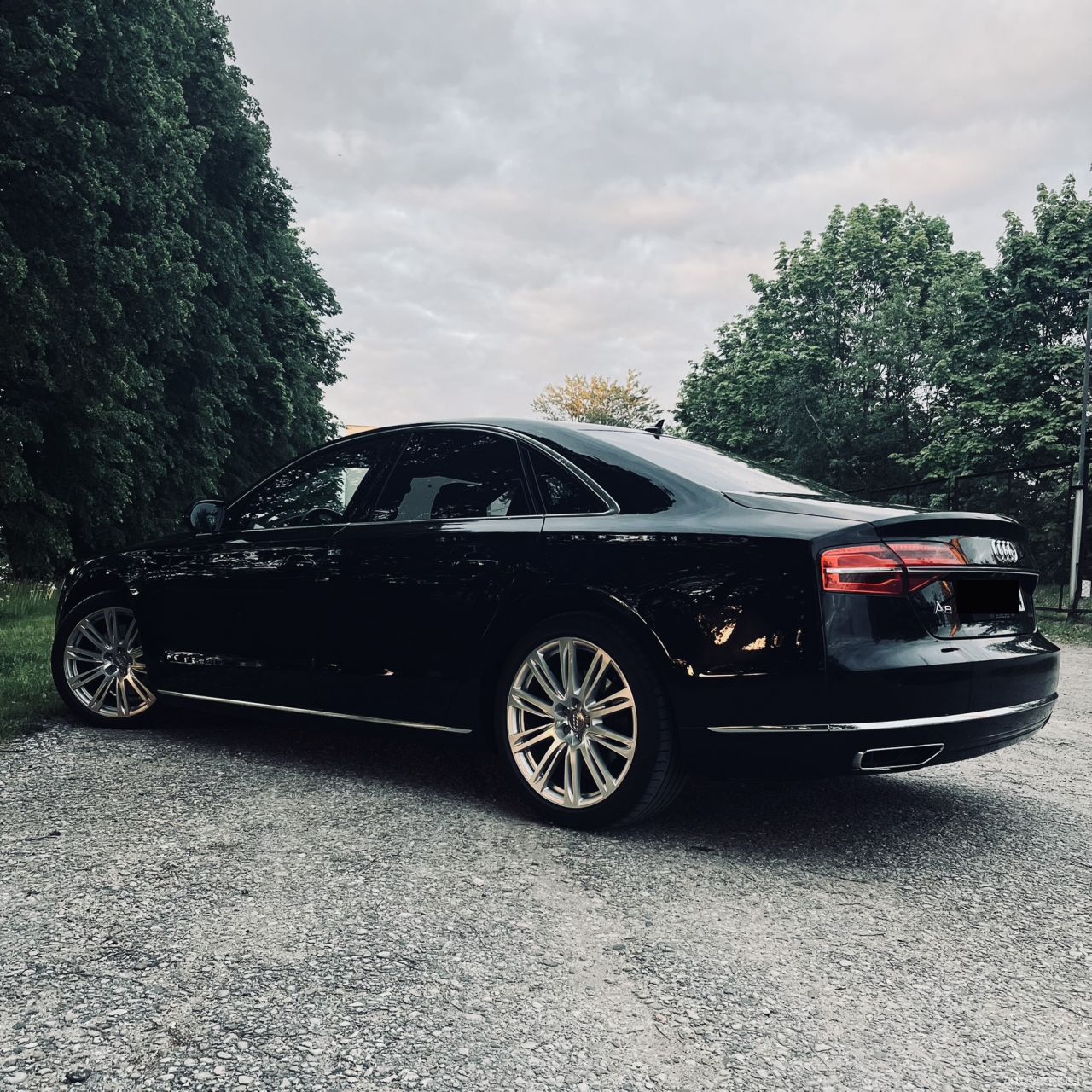 Audi A8 | 3