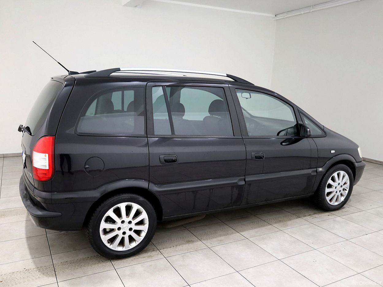 Opel Zafira | 2