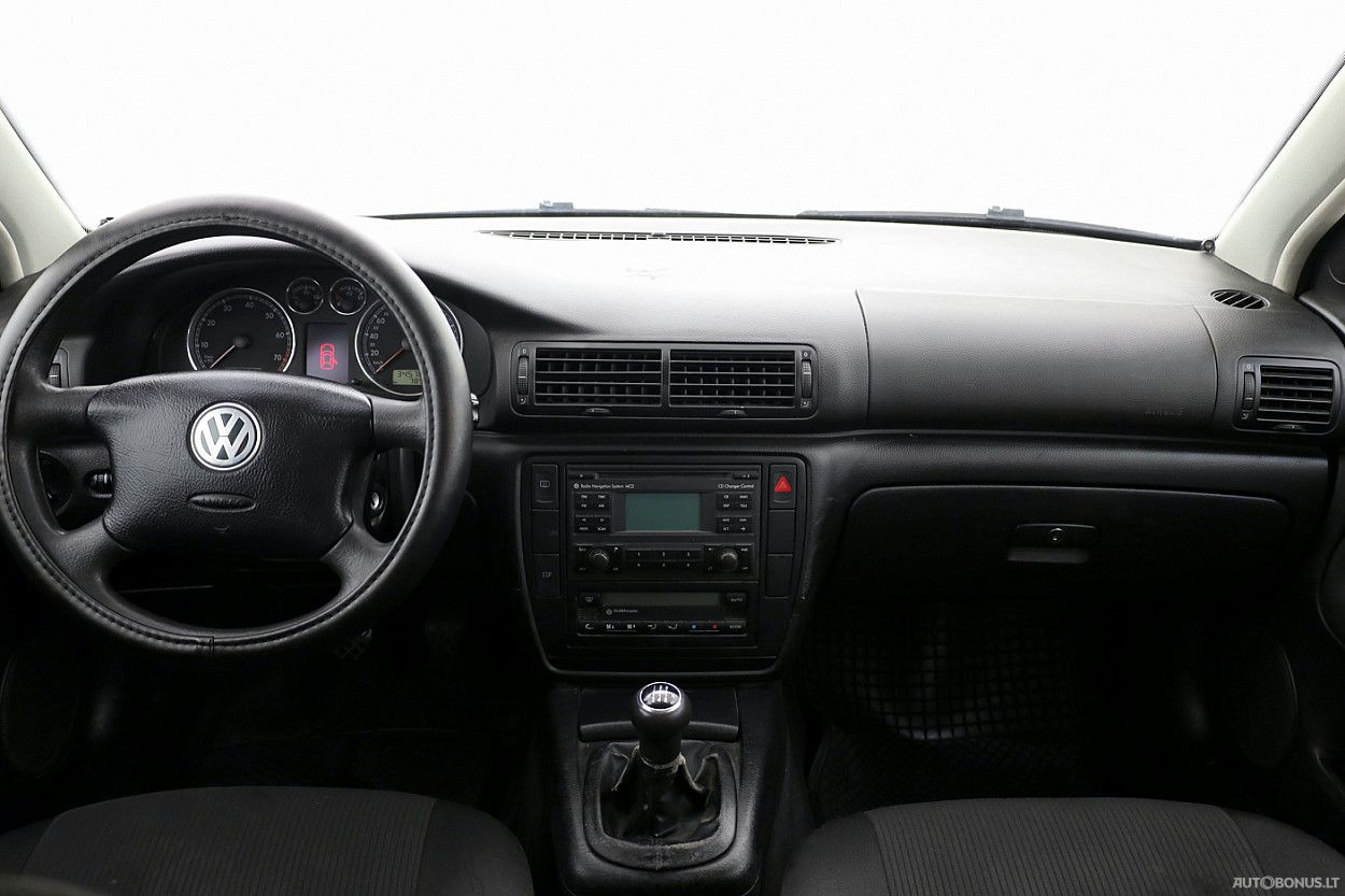 Volkswagen Passat | 4