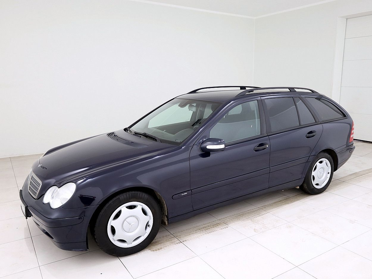 Mercedes-Benz C200 | 1