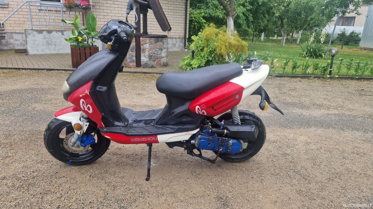 Yamaha Neos, Moped/Motor-scooter
