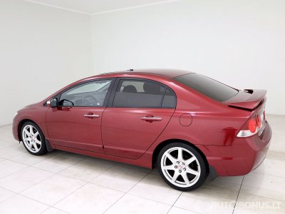 Honda Civic | 3