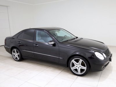 Mercedes-Benz E320 | 0