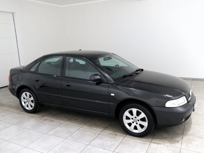 Audi A4, 1.8 l., sedanas