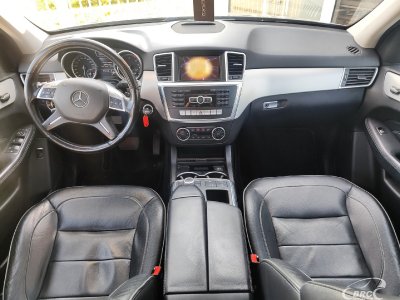 Mercedes-Benz ML350 | 1