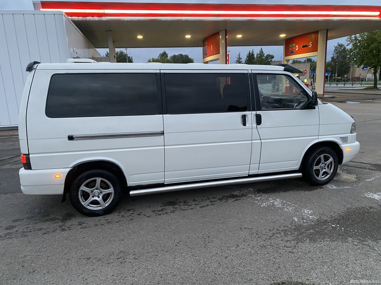 Volkswagen Caravelle | 2