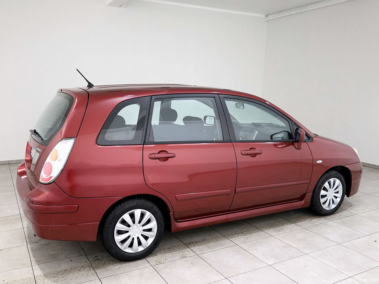 Suzuki Liana | 2