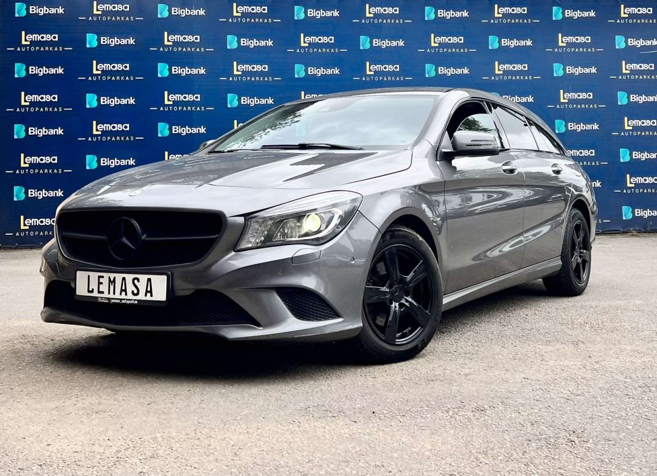 Mercedes-Benz CLA220 | 0