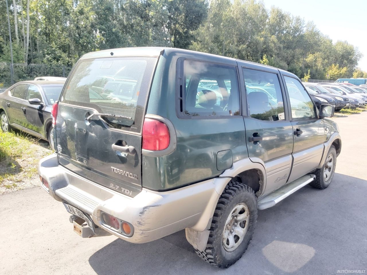 Nissan Terrano | 4