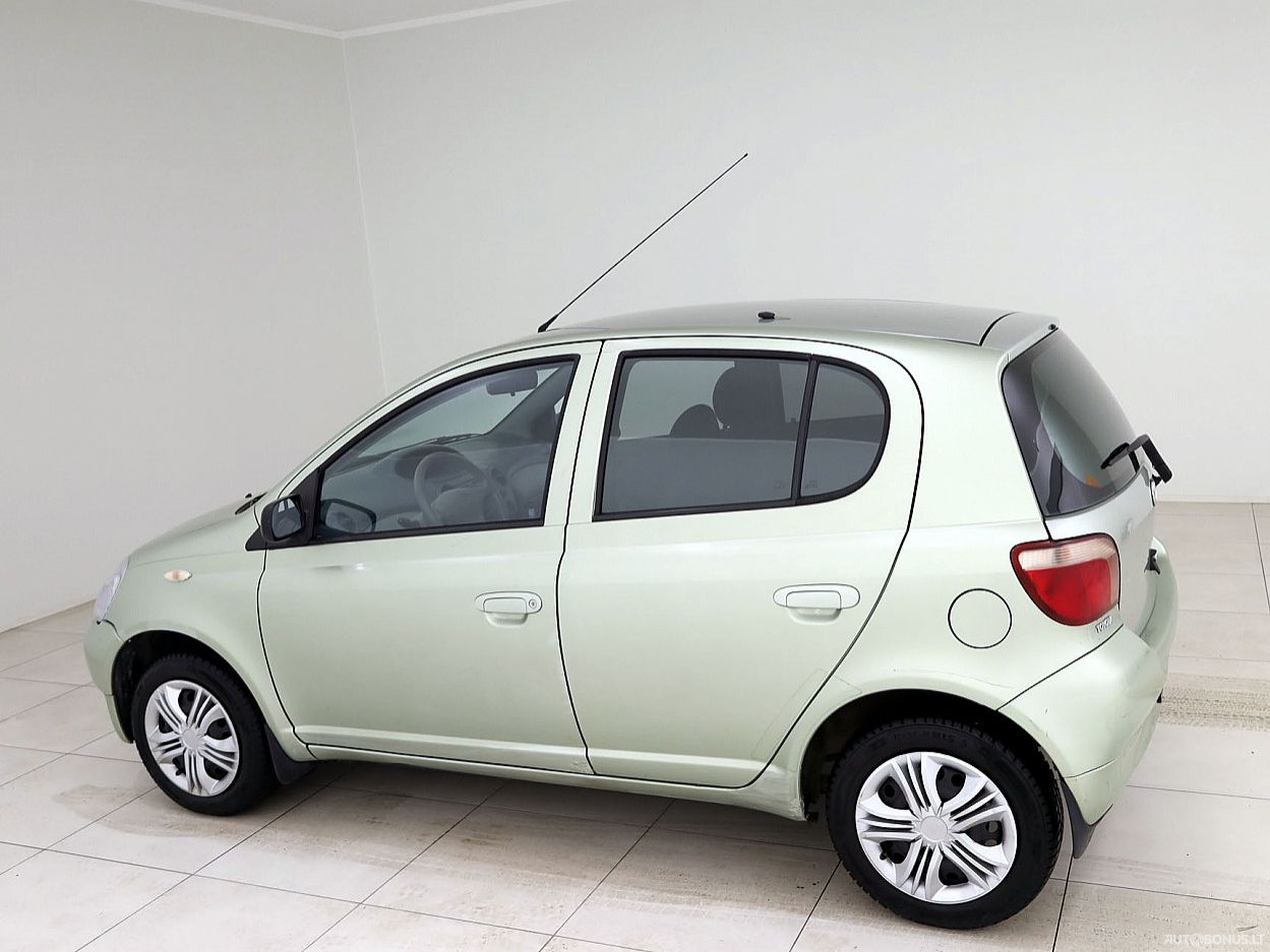 Toyota Yaris | 3