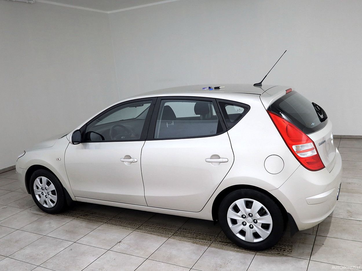 Hyundai i30 | 3