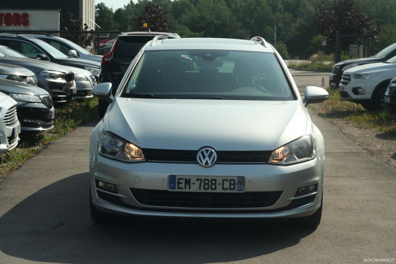 Volkswagen Golf | 1