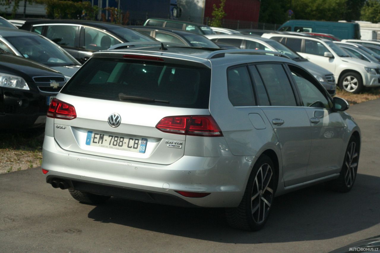 Volkswagen Golf | 2