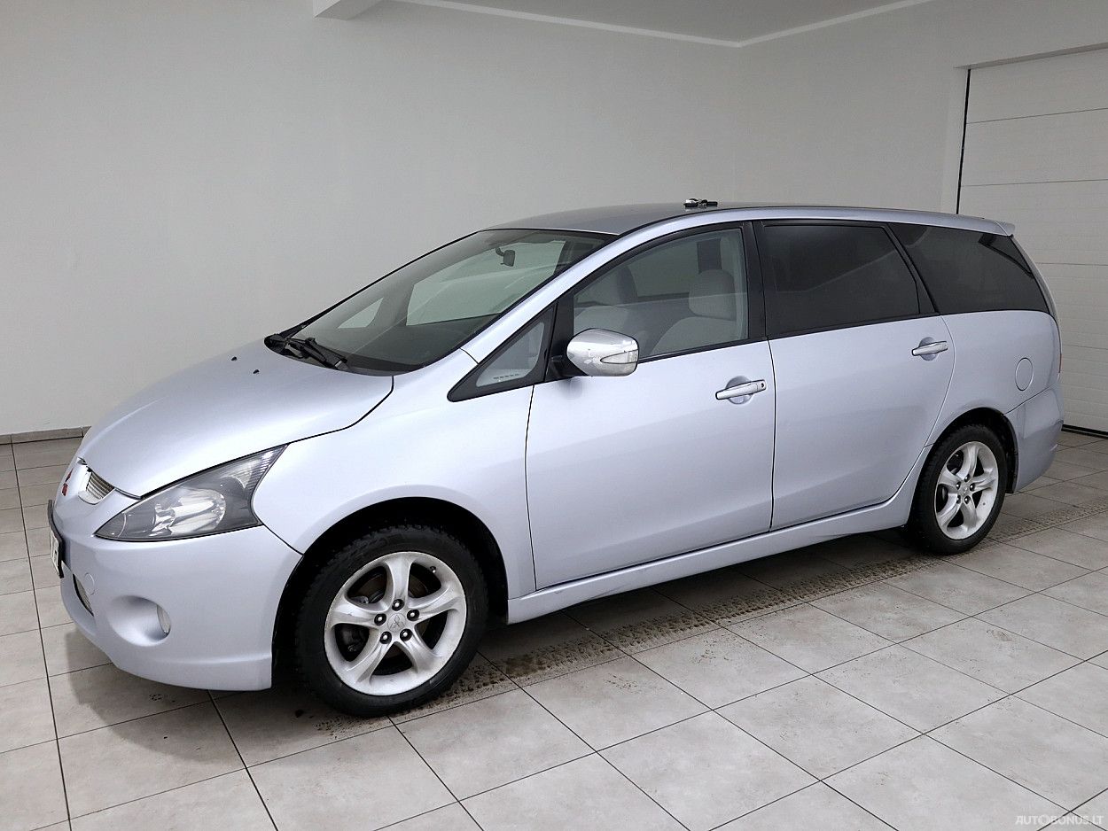 Mitsubishi Grandis | 1