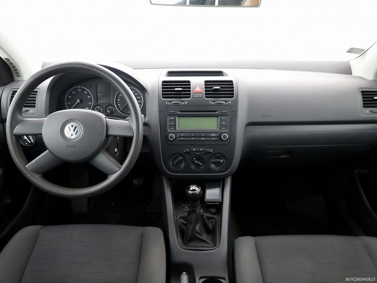 Volkswagen Golf | 4